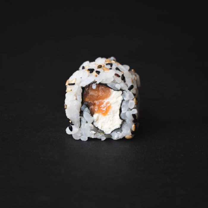 California Roll mit Lachs &amp; AvocadoRolle (6 Stück) – Toodog Sushi